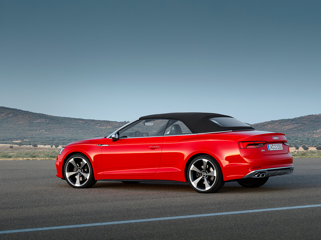 NUEVOS AUDI A5 Y S5 CABRIO