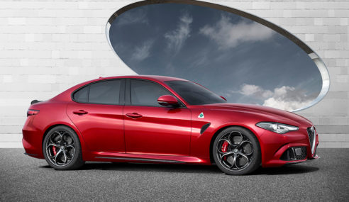 ALFA ROMEO GIULIA DEBUT MUNDIAL