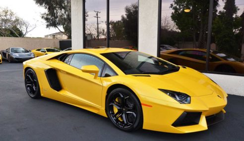 Lamborghini Aventador review: the magnificent beauty