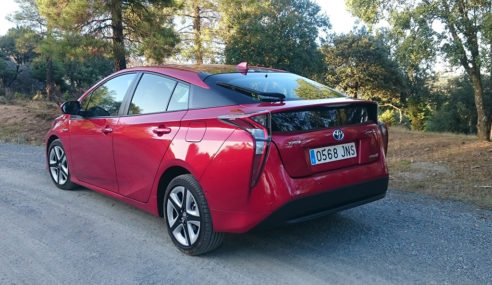 El nuevo Toyota Prius es ahora aún más seguro