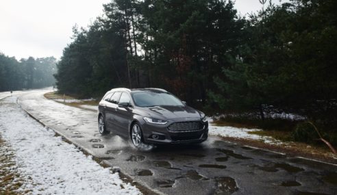 FORD desarrolla una tecnología que envía alerta de baches