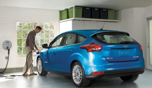 El nuevo Ford Focus Eléctrico se recarga 0 a 80% en 30 minutos