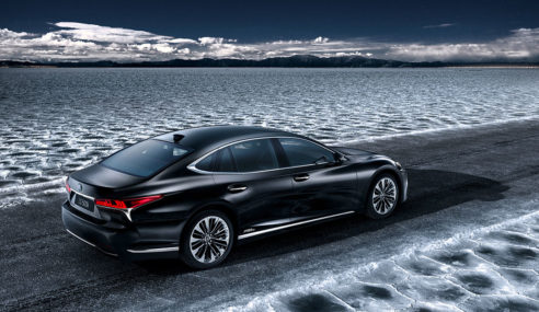 LEXUS presenta su Sistema MultiStage Hybrid en el LS500h