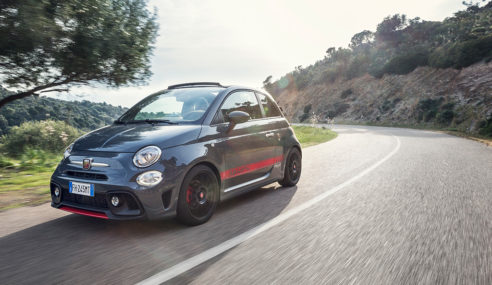 Abarth sorprende con tres novedades en su Gama