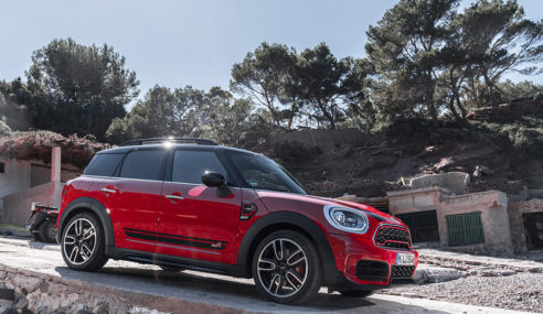 MINI Countryman coche oficial de Wings For Life World Run