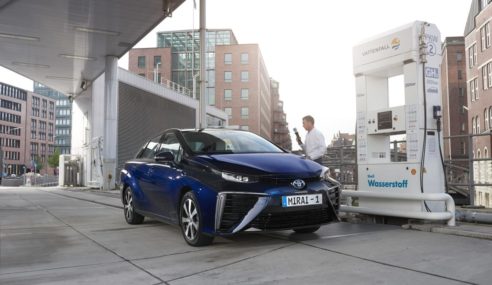 Toyota quiere construir más estaciones de Hidrógeno en Japón