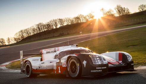 El Porsche 919 Hybrid dinamita el tiempo en Nürburgring