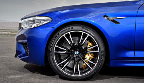 Accesorios exclusivos Performance para el BMW M5