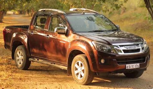 A los mandos del Isuzu D-Max