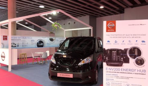 La Nissan e-NV200 sirve cafés