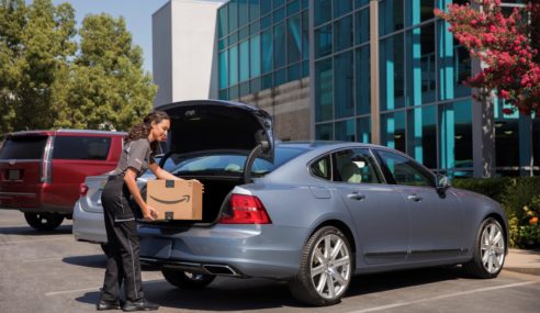 Volvo Cars se ha asociado con Amazon para ofrecer la entrega en EEUU