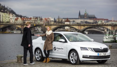 ŠKODA Auto Digilab añade servicios a su portal de carsharing HoppyGo