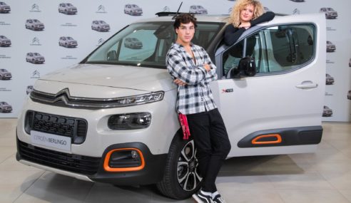 Óscar y Sheila Casas con el Nuevo Citroën Berlingo