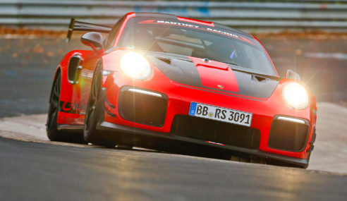 Porsche GT2 RS MR nuevo récord en el circuito de Nürburgring