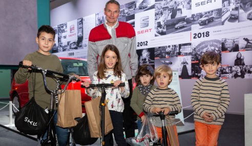 Más de 3.500 niños de SEAT dicen FELIZ NAVIDAD