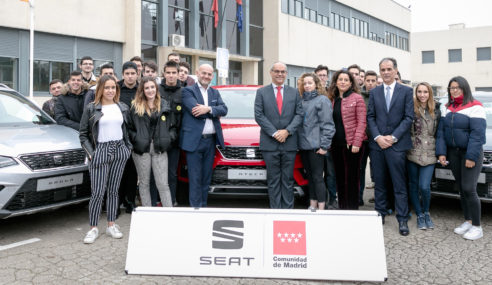 SEAT entrega 20 vehículos a la CAM para fines didácticos