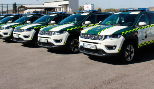 Jeep España entrega 140 Jeep Compass a la Agrupación de Tráfico de la Guardia Civil