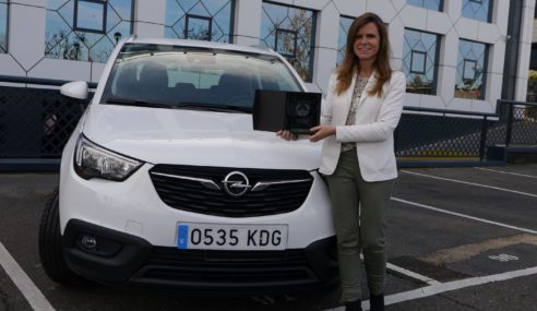 Opel Crossland X de paseo por estomesuena