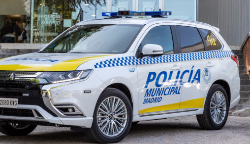 La Policia Municipal de Madrid se mueve en Outlander PHEV