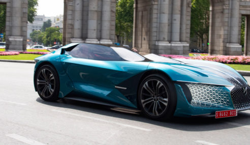 DS-X E-Tense circula por las calles de Madrid