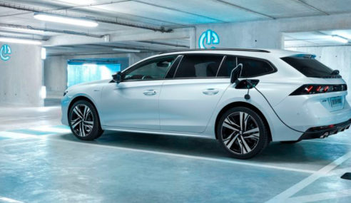 La gama Plug-in Hybrid de Peugeot ya está disponible en España