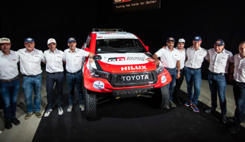 Toyota Gazoo Racing presenta su equipo para el Dakar 2020