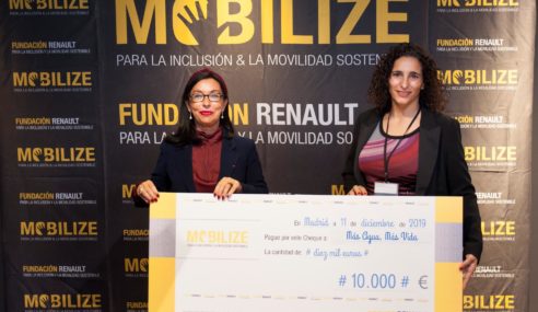 Fundación Renault para la Inclusión y la Movilidad Sostenible entrega del premio al Mejor Proyecto Solidario 2019