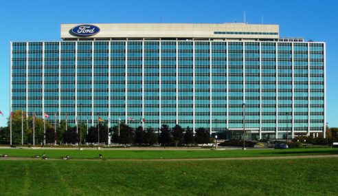 Ford Motor Company igualará con hasta 500,000 S  en donaciones a organizaciones comunitarias seleccionadas en la lucha contra el COVID-19