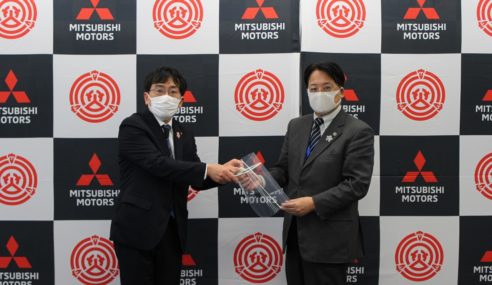 Mitsubishi Motors Corporation produce protectores faciales para ayudar a prevenir el COVID-19