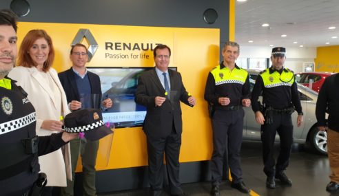 Renault al rescate equipa a la policía de una veintena de localidades