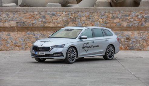 ŠKODA dona 100 Skoda Octavia para luchar contra el Covid-19