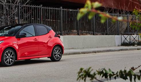 Toyota Yaris Electric Hybrid ya en el mercado