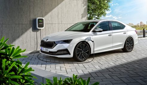 ŠKODA y la posibilidad de instalar un punto de carga privado