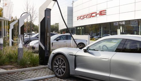 Porsche Ibérica inaugura una estación de carga con 2.100 kW