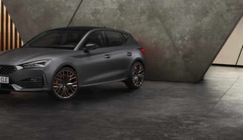 CUPRA León e-Hybrid 204 CV, otro león acecha