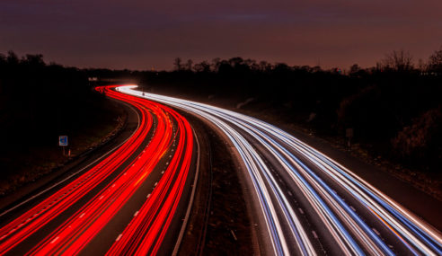 El Gobierno cobrará a partir de 2024 por el uso de autovías y carreteras convencionales