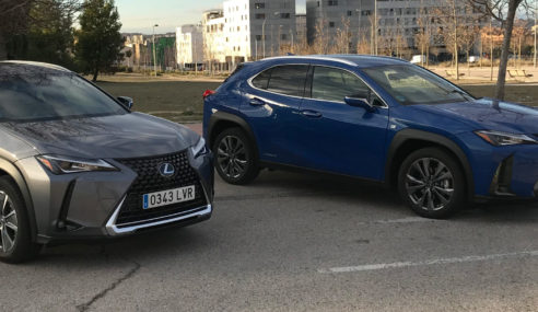 Comparativa – Lexus UX250h vs Lexus UX300e