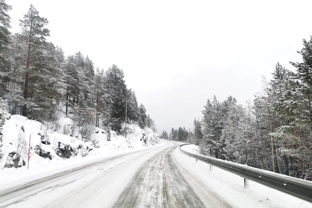 Consejos antes de salir a la carretera en Navidad